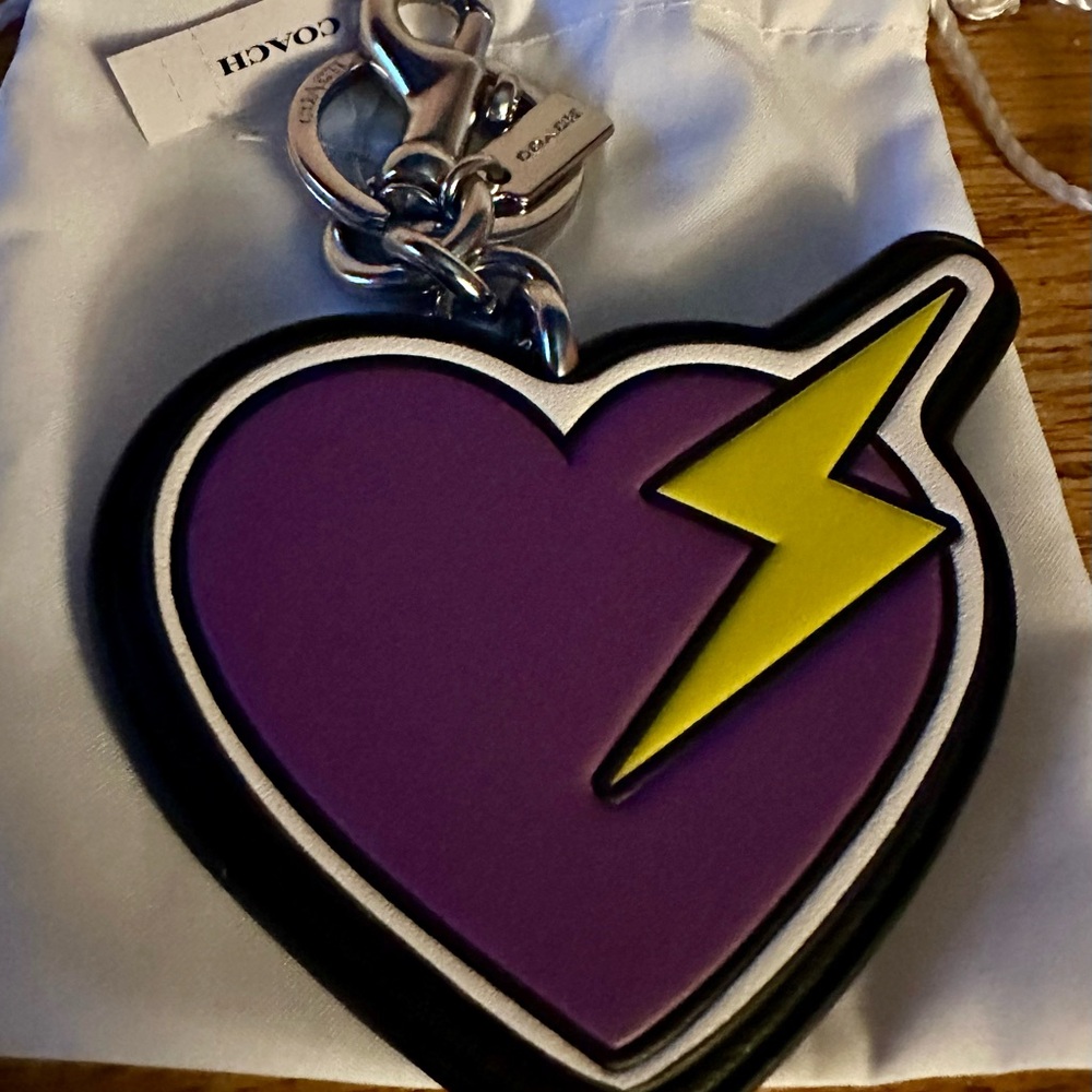 Coach Purple and Yellow lighting Heart Key fob / bag Charm - Picture 8 of 8